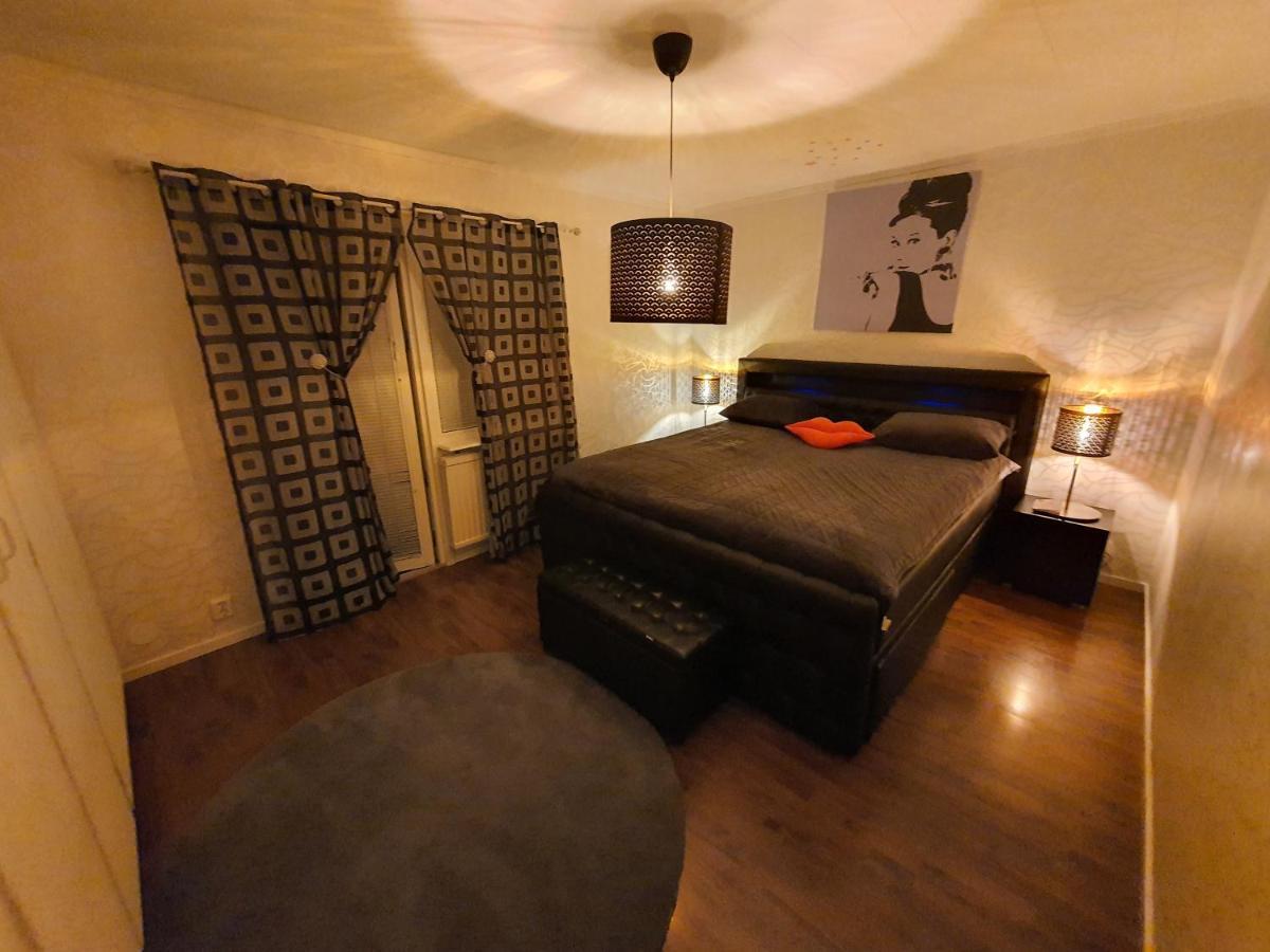 "Klippstigen" Villa For 10 Persons With Massage Chair, Sauna And Billiard Table Хультсфред Экстерьер фото