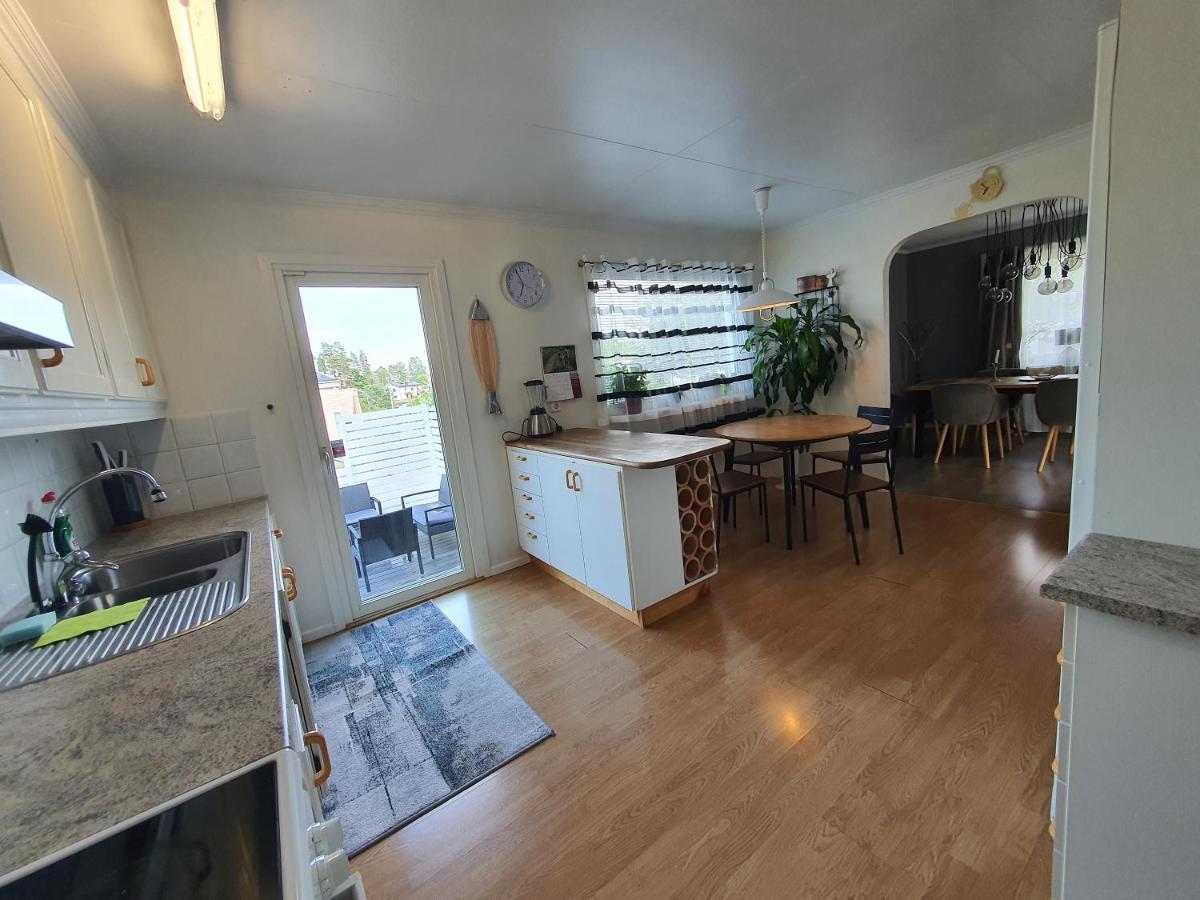 "Klippstigen" Villa For 10 Persons With Massage Chair, Sauna And Billiard Table Хультсфред Экстерьер фото